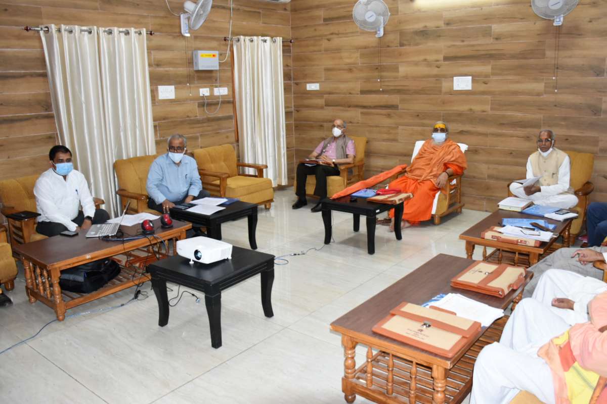 Opposition calls land deal 'scam'; Ram temple trust says committed to 'full transparency'