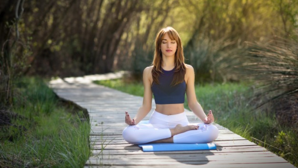 International Yoga Day 2021: Redefining yoga with mind training through  meditation | International News – India TV