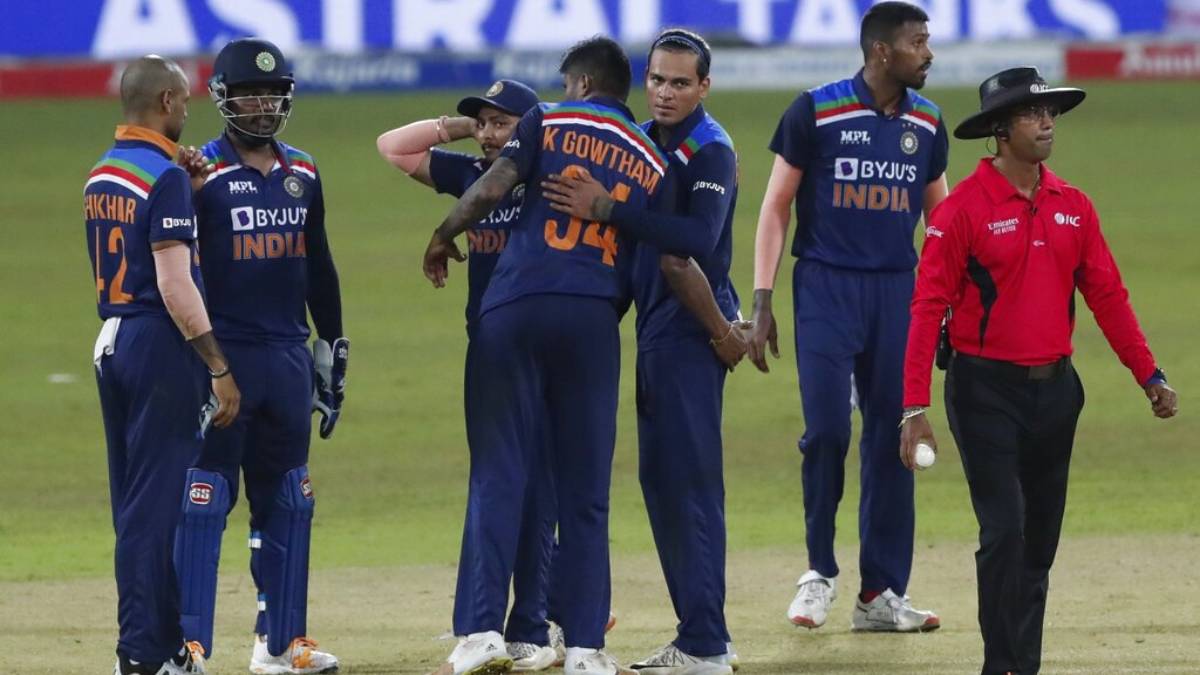 India vs Sri Lanka: Prithvi Shaw, Varun Chakravarthy make T20I debuts as SL  elect to field against India - myKhel