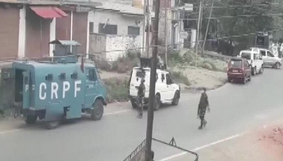 NIA raids in J&amp;K's Anantnag in connection with terror funding case
