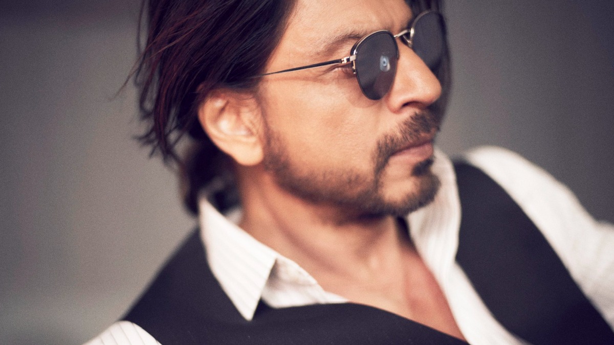 Shah Rukh Khans Latest Picture Takes The Internet By Storm Avinash Gowariker Says ‘king Is 