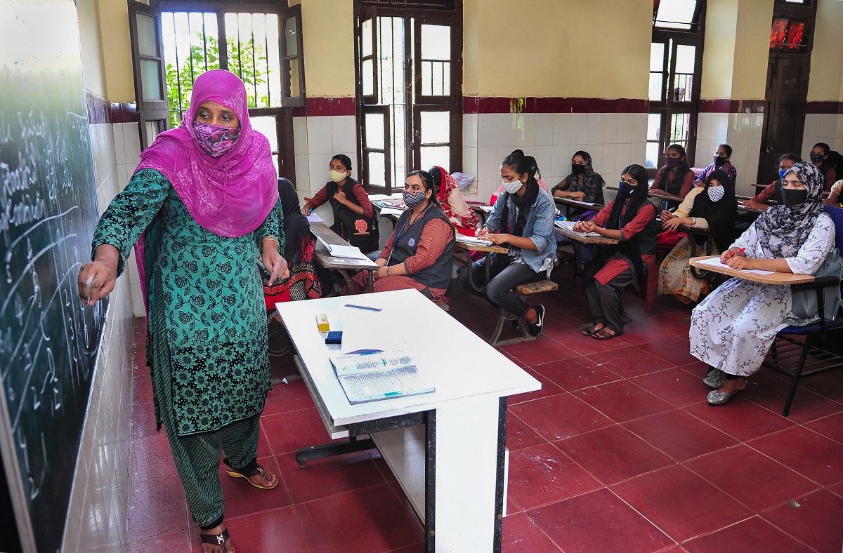 Karnataka to vaccinate school teachers on priority, ahead of resuming classes