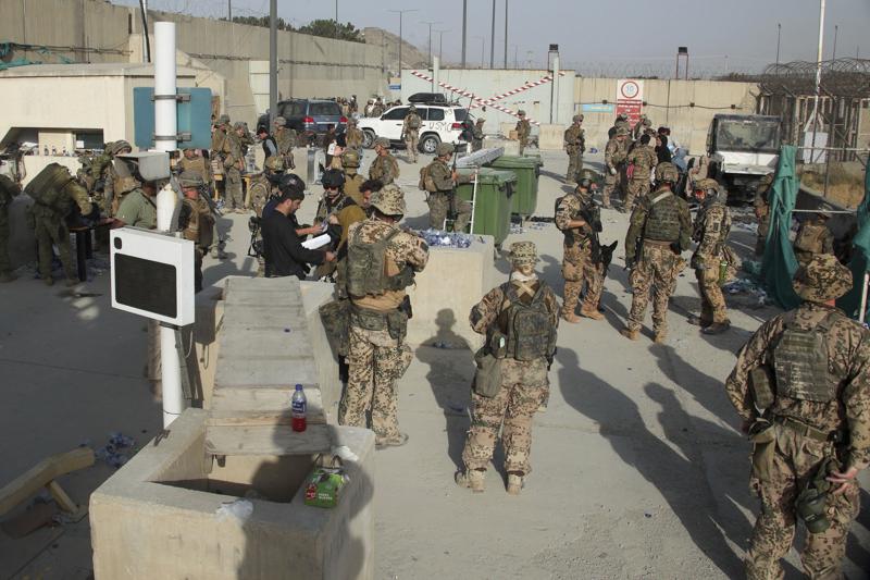 British military: 7 Afghans killed in chaos at Kabul airport