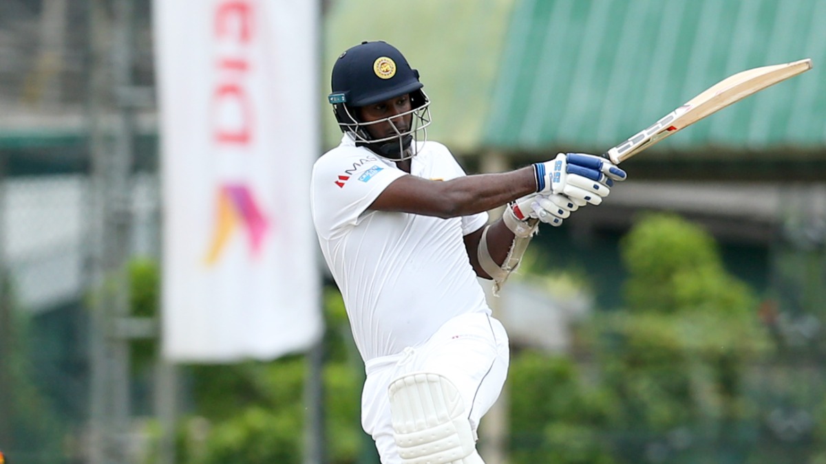 Angelo Mathews, three banned cricketers not in Sri Lanka Cricket's contract list