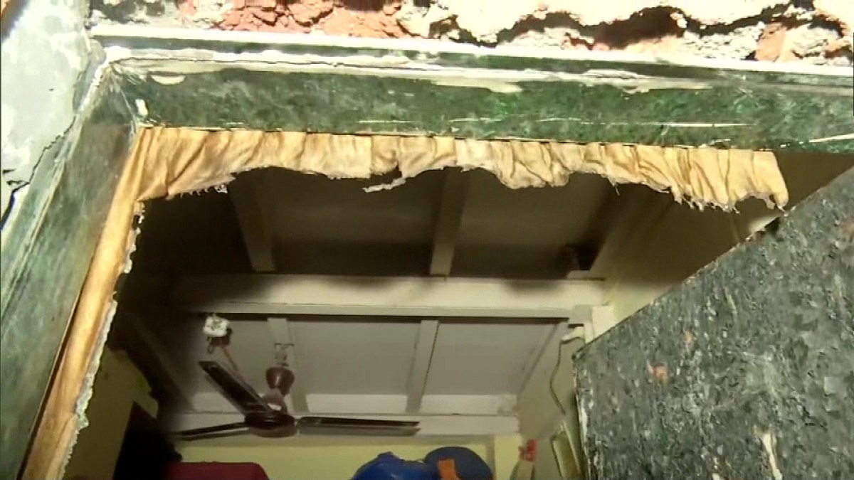 The incident happened in the Shahu Nagar locality Sunday afternoon.