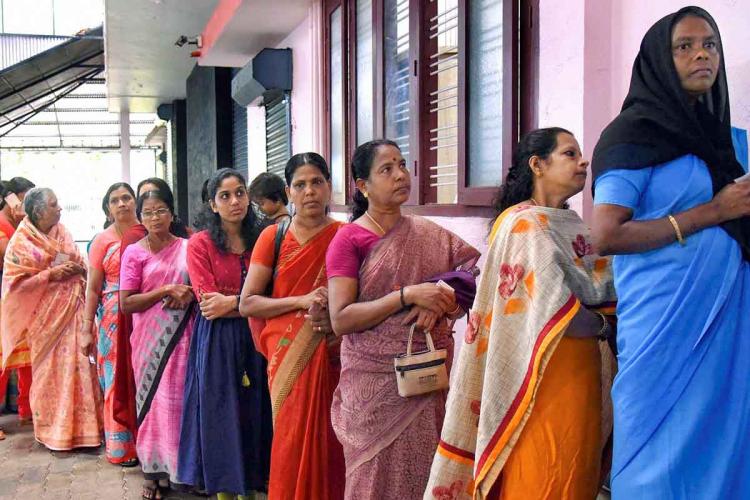 Kerala govt's helpline for women 'Mitra 181' crosses 2 lakh call mark