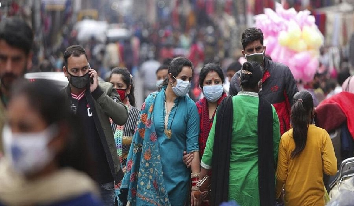 India records 42,982 new COVID-19 cases, 533 deaths in a day; recovery rate at 97.37%