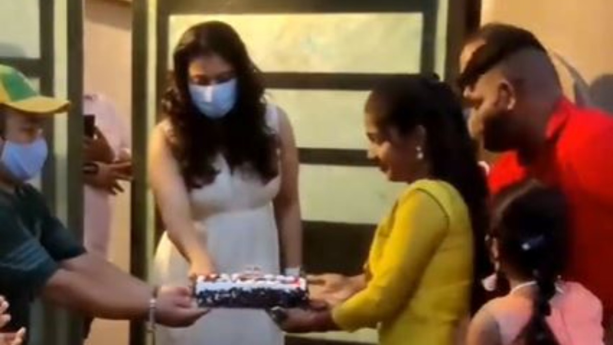 Kajol brutally trolled for showing 'attitude' while cutting cake ...