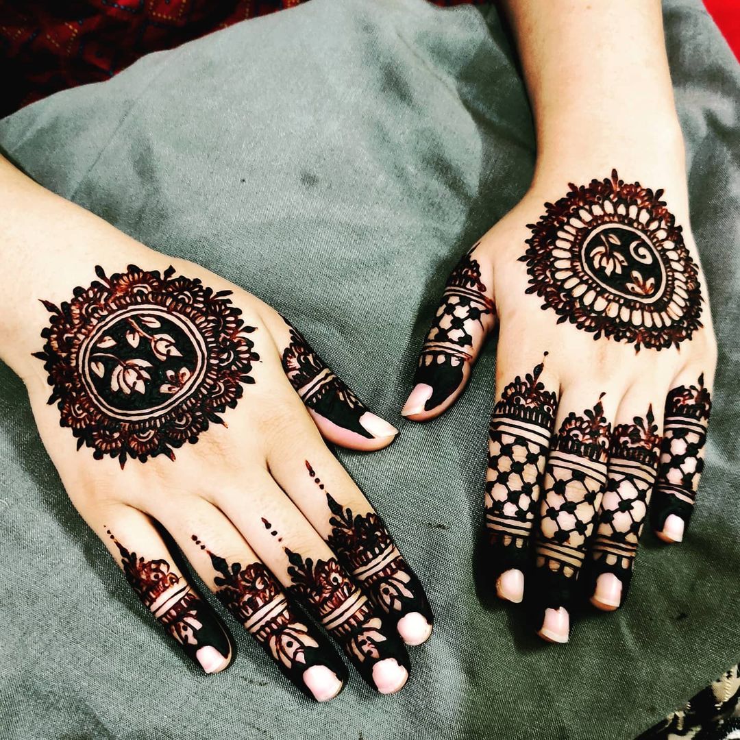 Raksha Bandhan 21 Mehendi Designs Decorate Your Hands With Latest Mehndi Designs On This Festival Books News India Tv