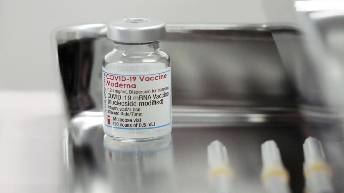 Japan halts some Moderna vaccine after contamination found – India TV