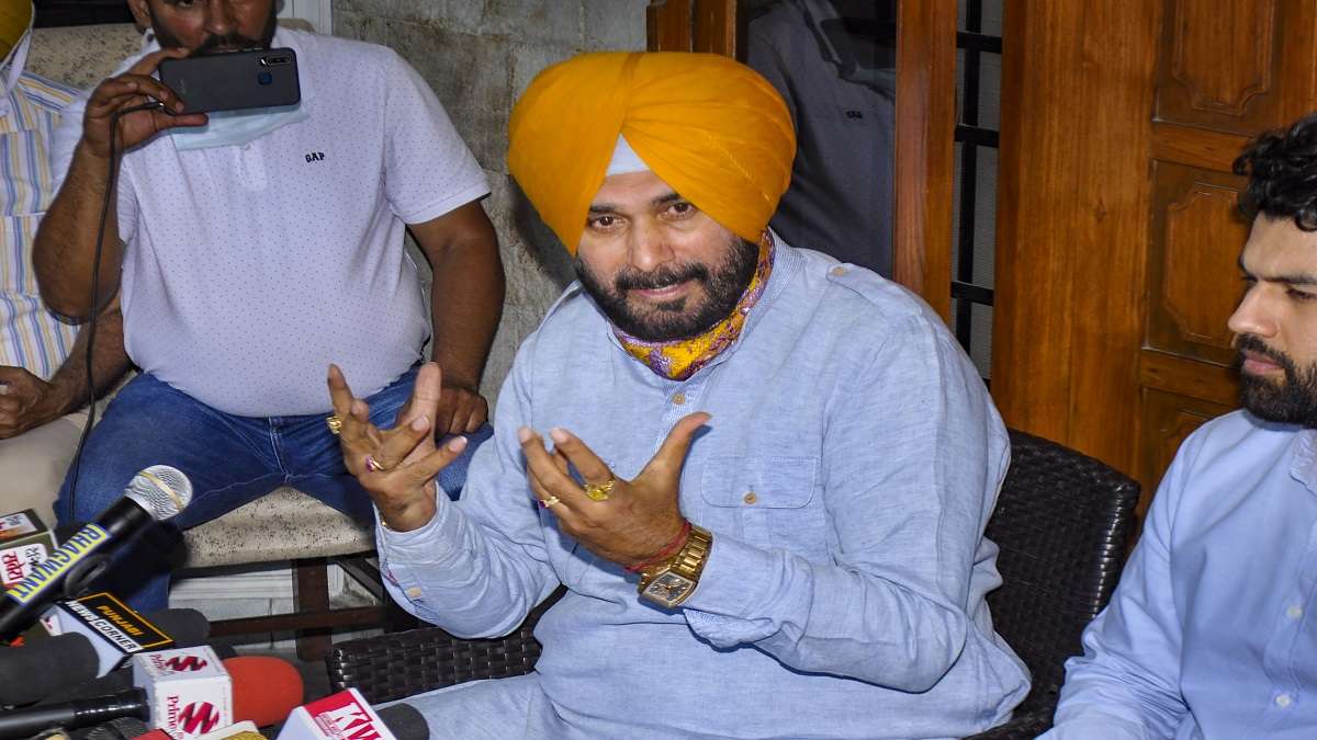 Punjab Congress chief Navjot Singh Sidhu appoints four advisors