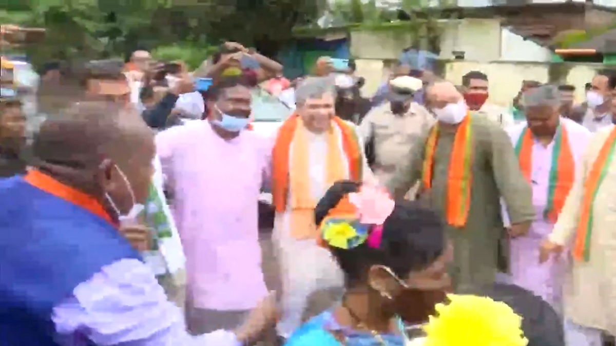 Railway Minister Ashwini Vaishnaw dances with Koraput villagers in Odisha as part of Jan Ashirwad Jatra