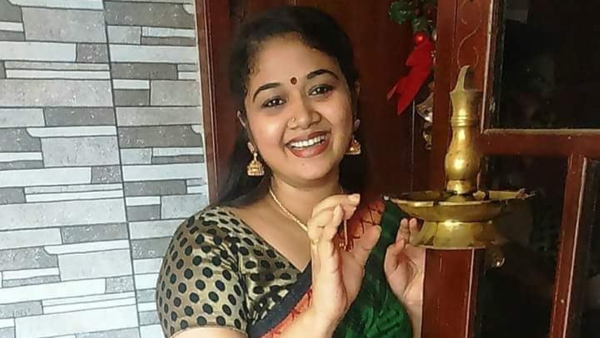 malayalam actress saranya