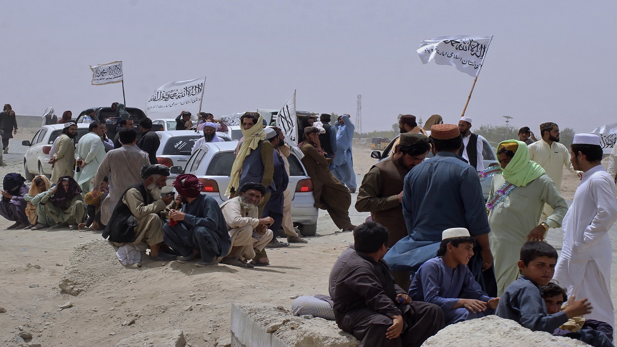 Taliban beats news reporters as their free media campaign