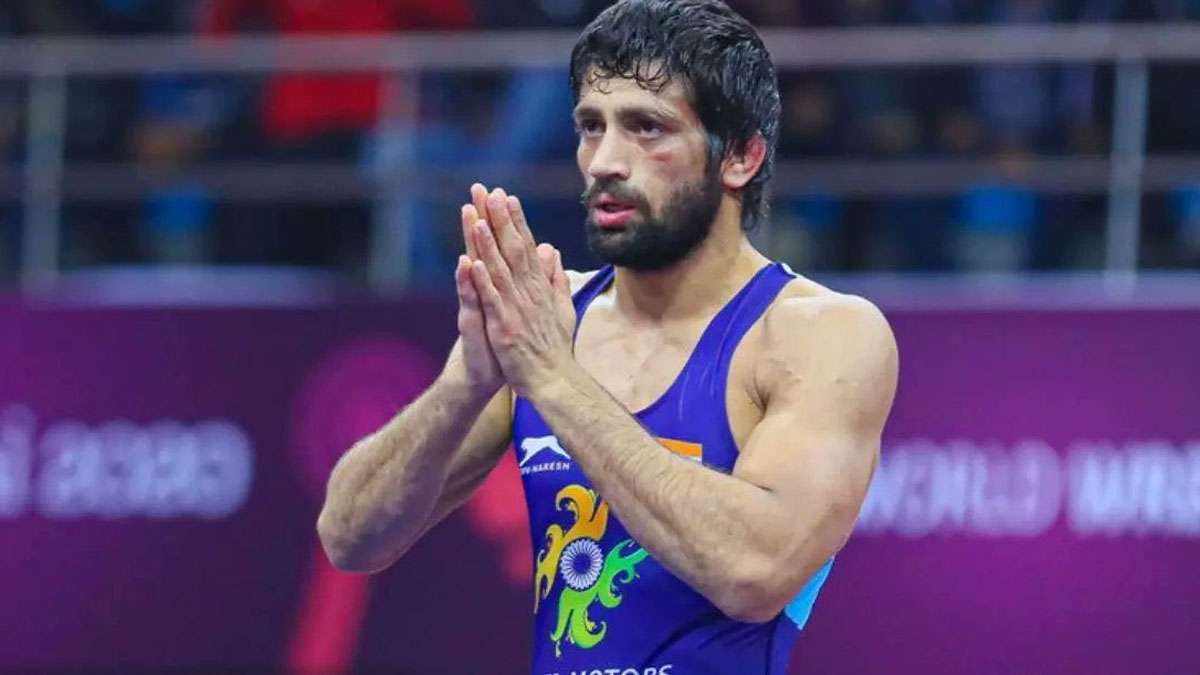 Wrestler Ravi Dahiya storms into final with sensational 'pin down', Deepak Punia to play for bronze