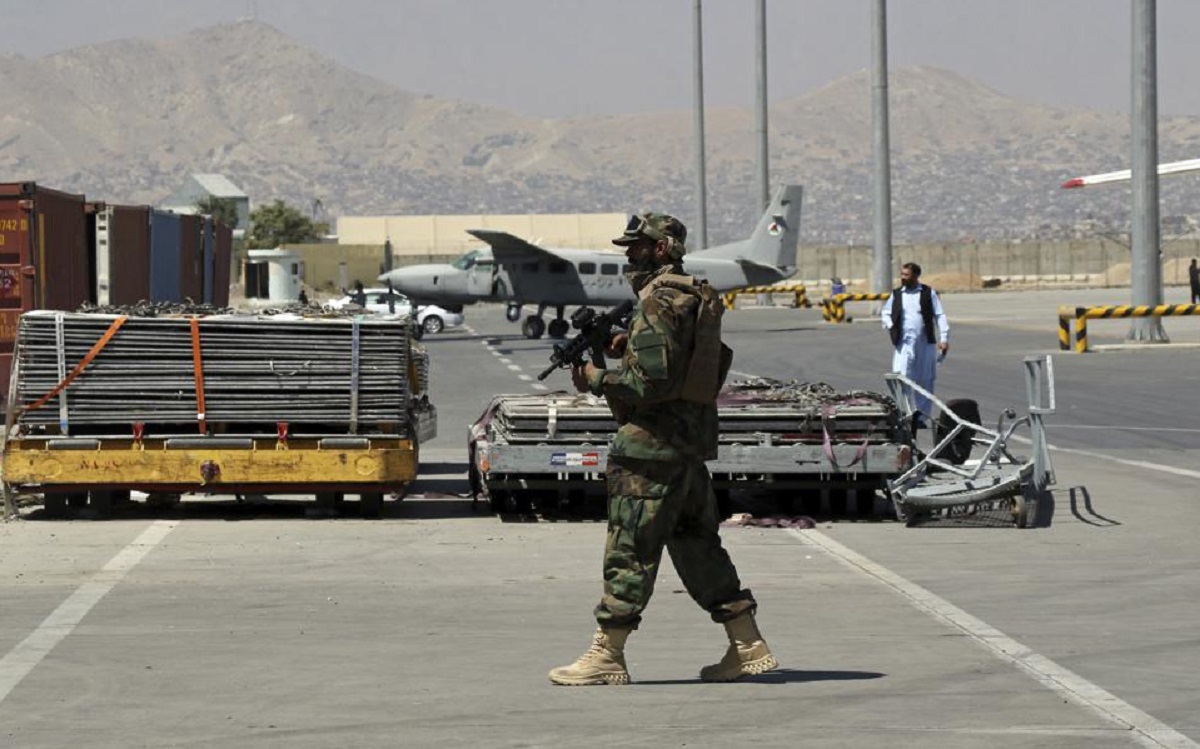 Taliban stop evacuation planes from leaving, reason unclear