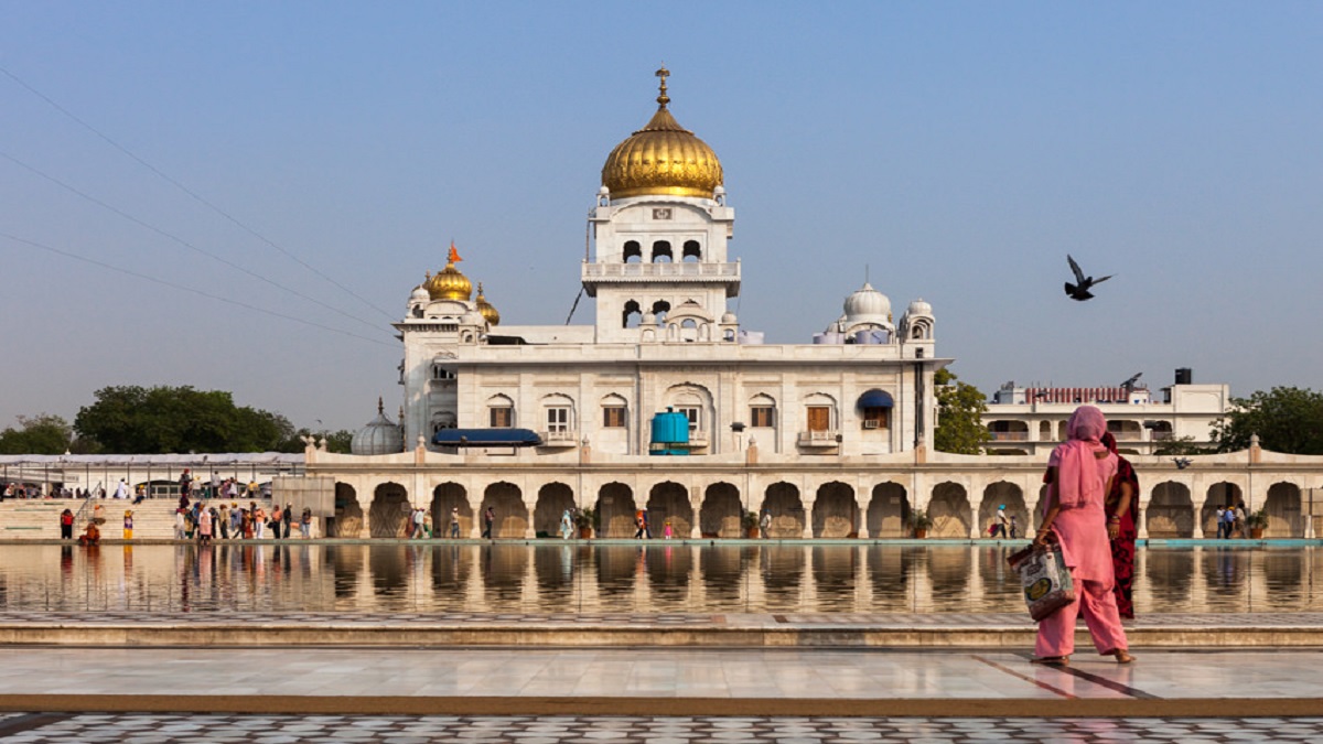 Gurudwara Bangla Sahib asked to close over COVID-19 norm violation; DSGMC chief fumes