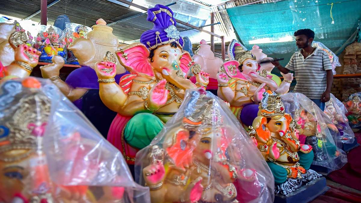 The government released SOPs&nbsp;for the five-day Ganesh Chaturthi celebrations in which it had mentioned that no more than 20 people will be allowed for celebrations and the&nbsp;immersion of the Ganesha idol.