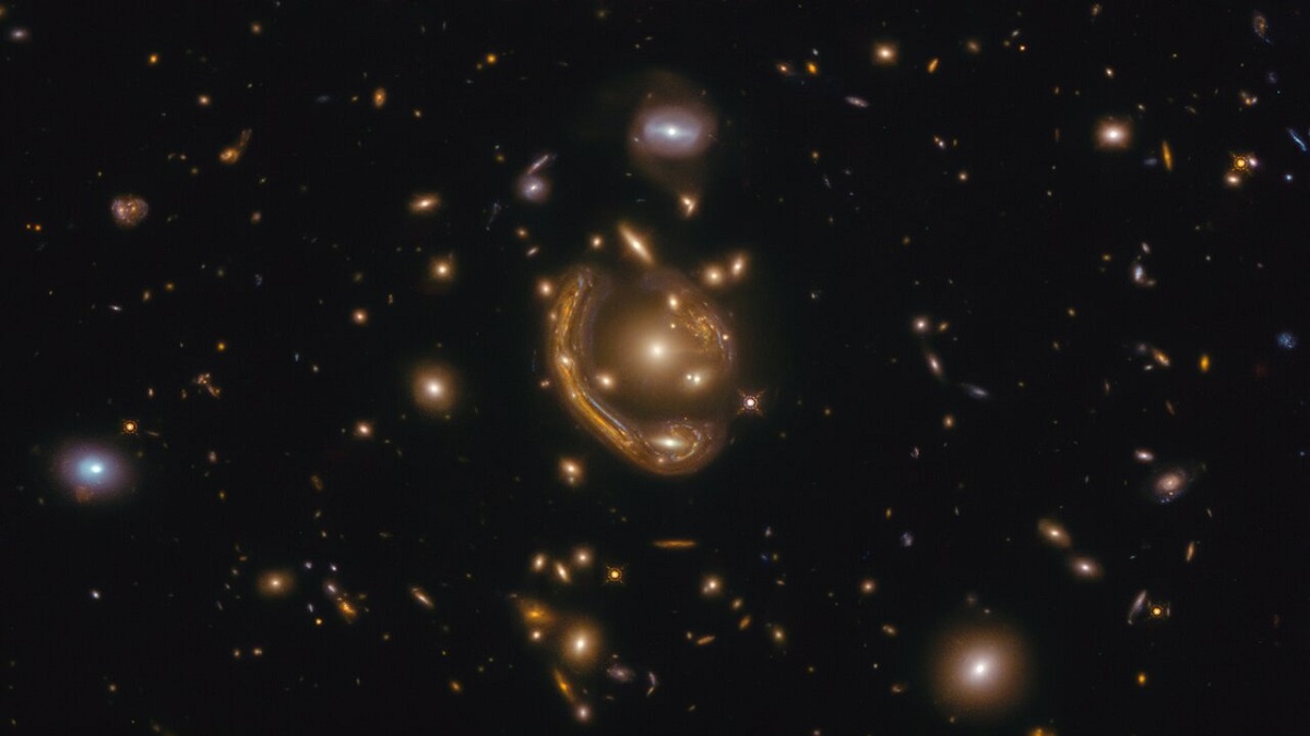 Hubble's new 'molten Einstein ring' image prompts new research