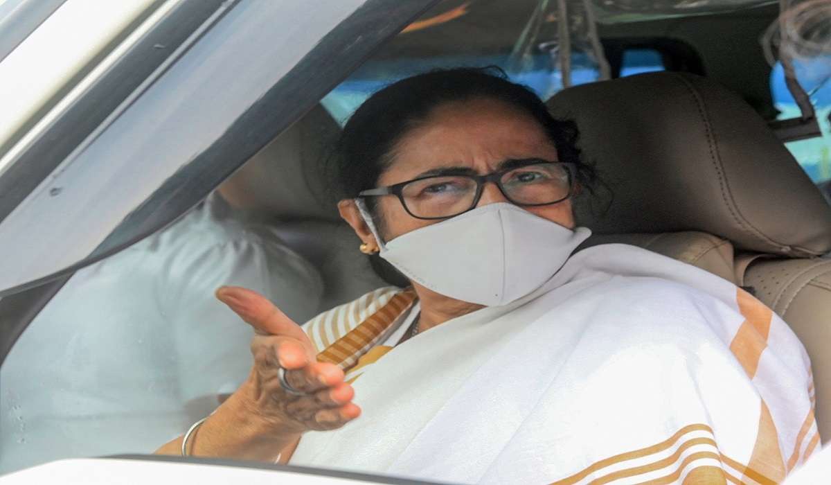 UP Assembly Elections 2022: Mamata Banerjee eyes alliance with Samajwadi Party