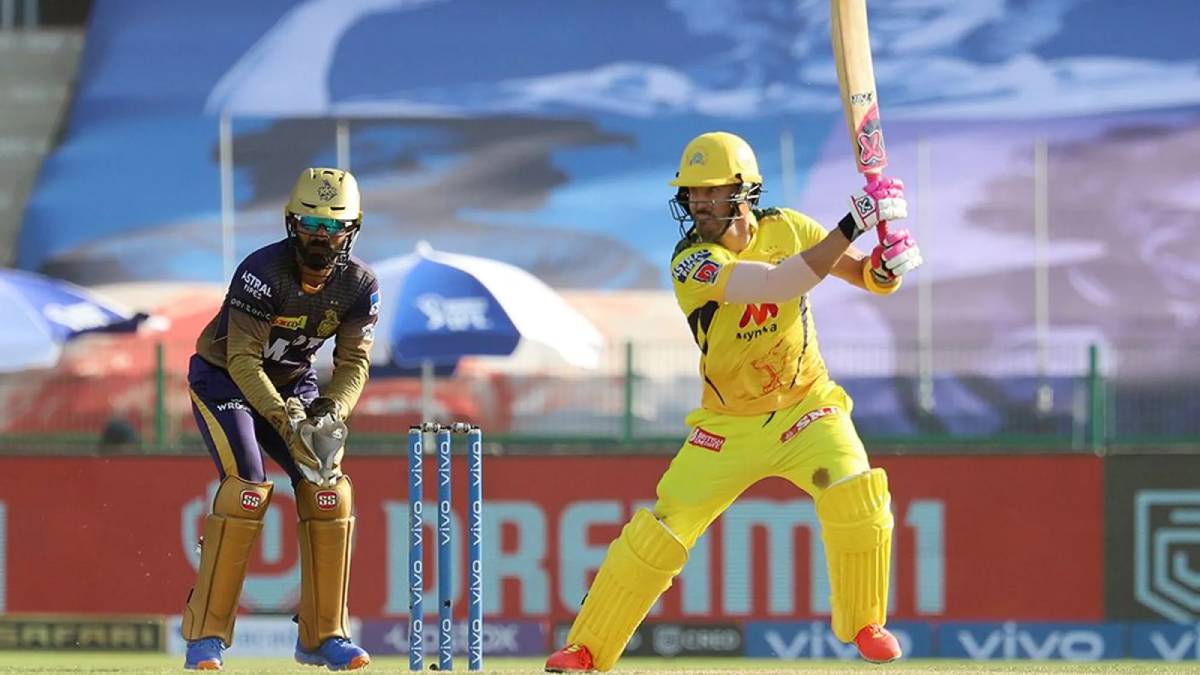 IPL 2021 CSK vs KKR: Twitter lauds Chennai's du Plessis for batting despite a bleeding knee against Kolkata