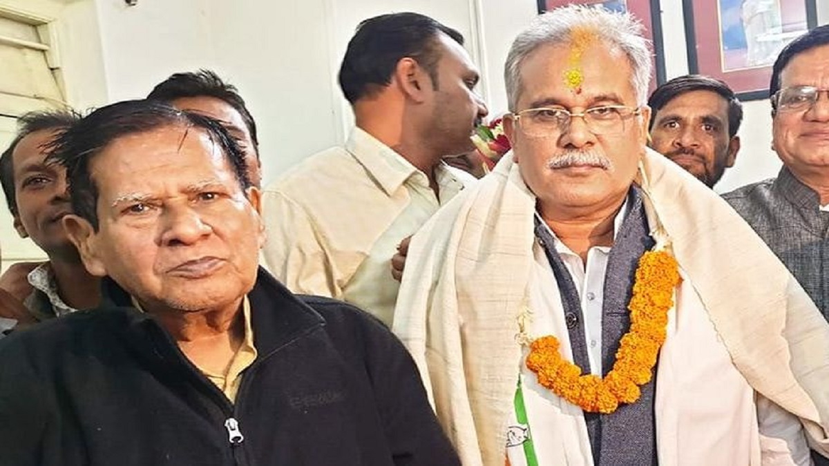 FIR registered against Chhattisgarh CM Baghel's father on controversial comments