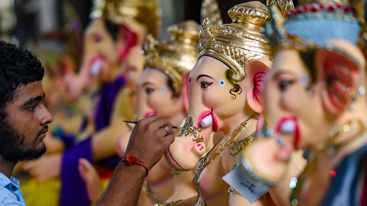 Ganesh Chaturthi 2021 festivities go online: Join in celebrations during COVID with Zoom, FB, Google arti