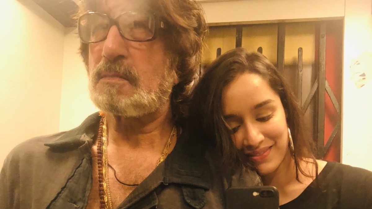 shraddha kapoor shares photo