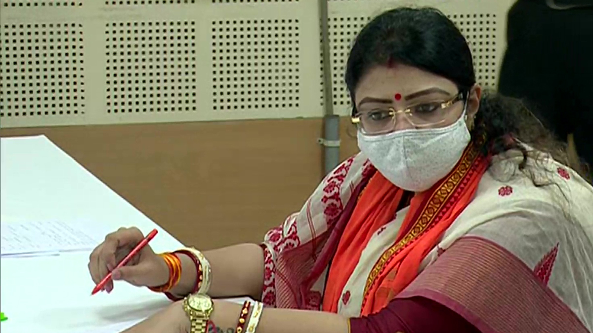 BJP's Priyanka Tibrewal files nomination for Bhabanipur bypoll