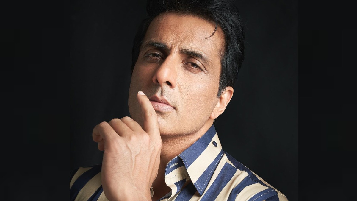 Sonu Sood shares screenshot of over 52,000 unread emails in his inbox; see netizens reactions