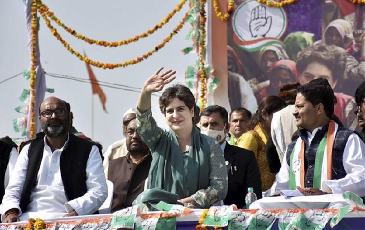 Priyanka Gandhi interacts with women farmers in UP's Barabanki