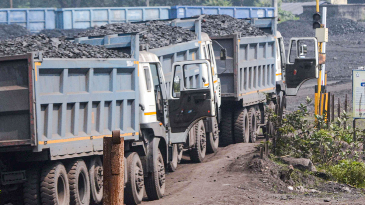 Coal transportation under progress at the coal mines of CIL at Bharkunda area in Ramgarh district.&nbsp;