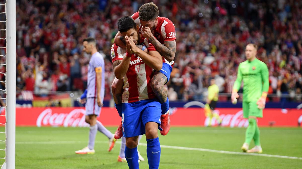 La Liga: Atletico Madrid Deal Barcelona Another Blow With 0-2 Loss ...