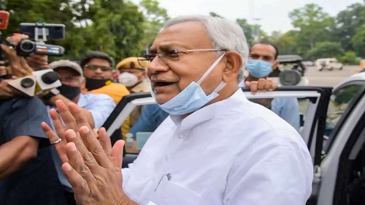 Nitish Kumar announces Rs 2 Lakh ex-gratia for kin of Bihar vendor killed by terrorists in Kashmir