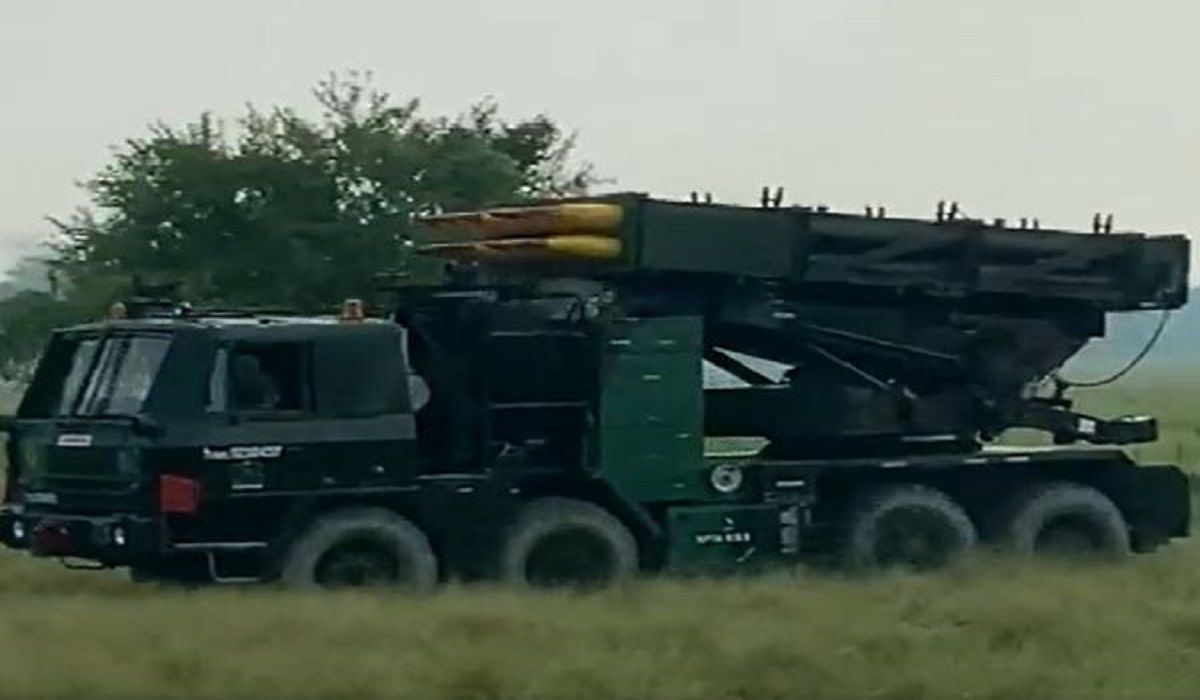 WATCH: Indian Army Displays Pinaka, Smerch Multiple Rocket Launcher ...