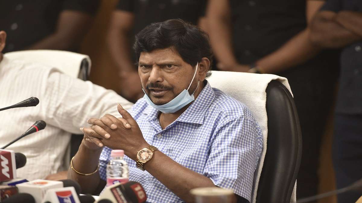 Mumbai drugs bust: Ramdas Athawale backs Sameer Wankhede, slams Nawab Malik's allegations 'baseless'