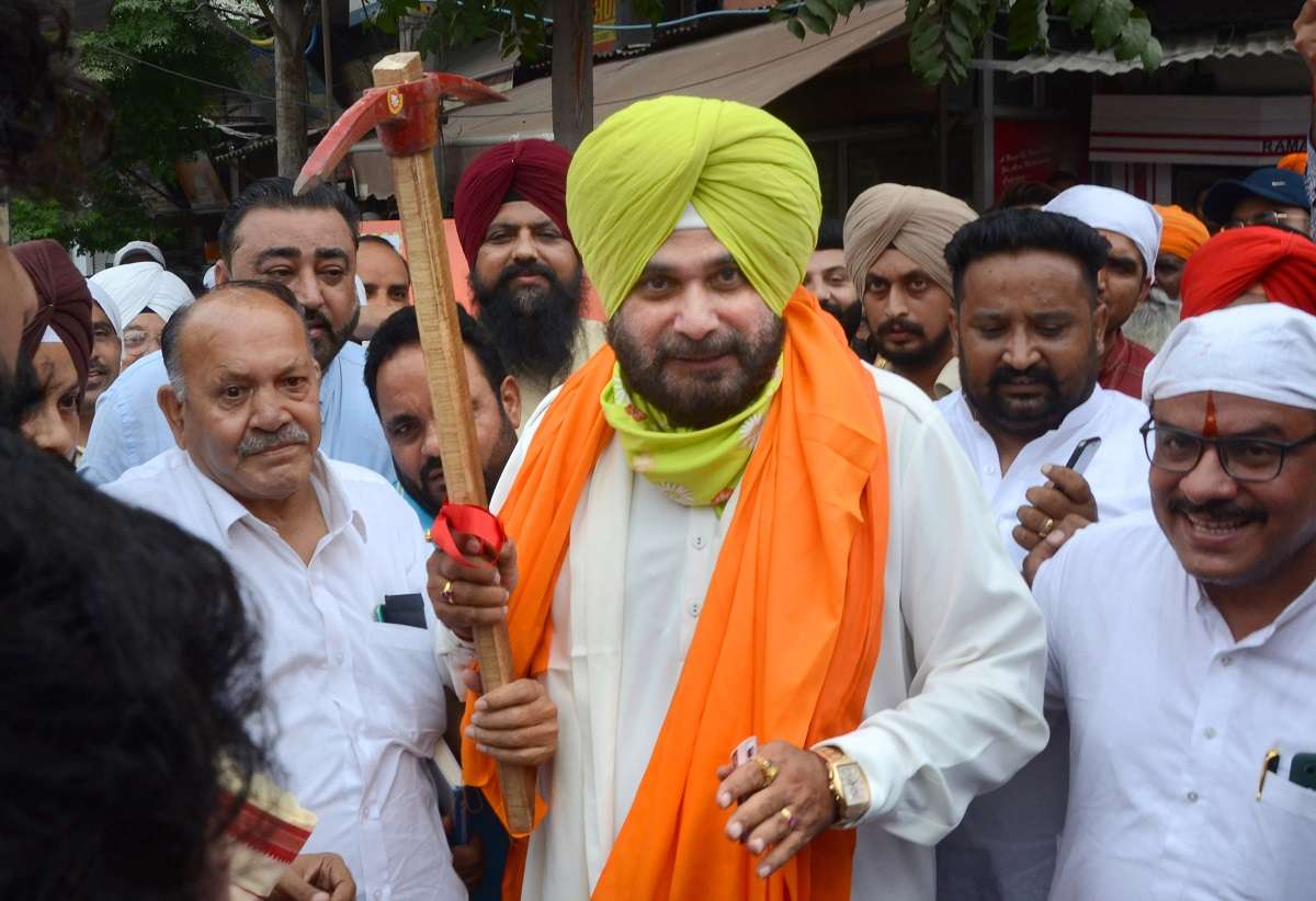 Sidhu to visit Delhi on October 14; 'organisational matters' to be discussed with Rawat, Venugopal