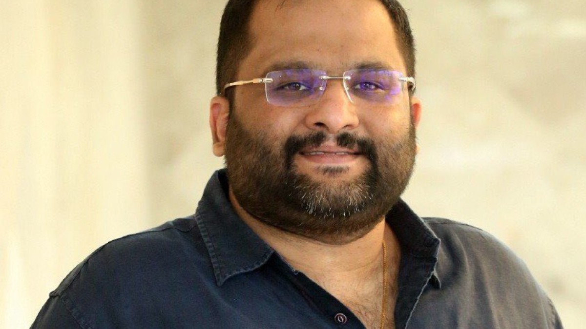 Telugu producer Mahesh Koneru dies of cardiac arrest; Jr NTR, Rakul Preet Singh condole sad demise