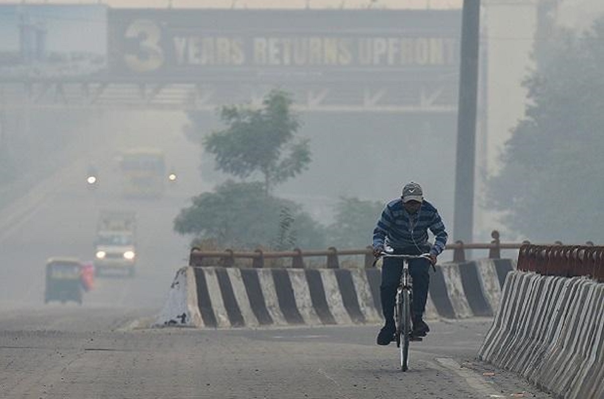 Delhi's air quality improves to 'poor'; AQI drops to 280 – India TV