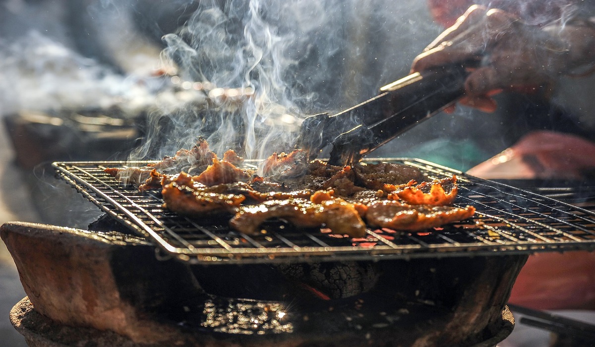 Vadodara Municipal Corporation to restrict display of non-veg food in street stalls, restaurants