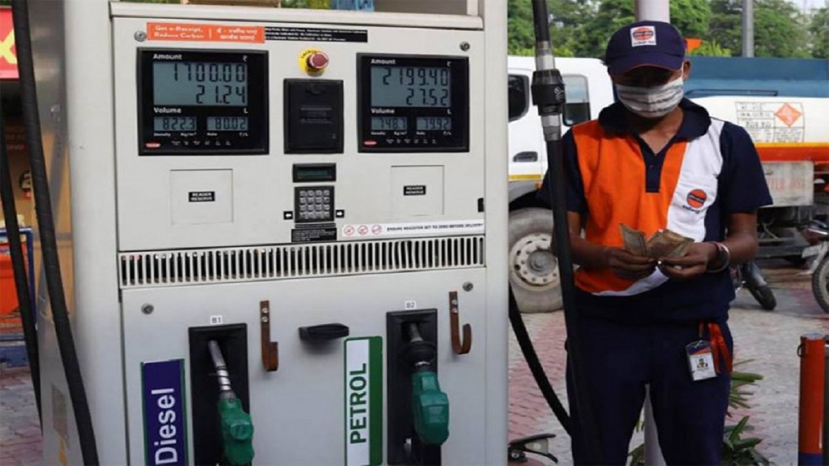 Fuel price: 22 states reduce VAT on petrol, diesel. Check revised rates