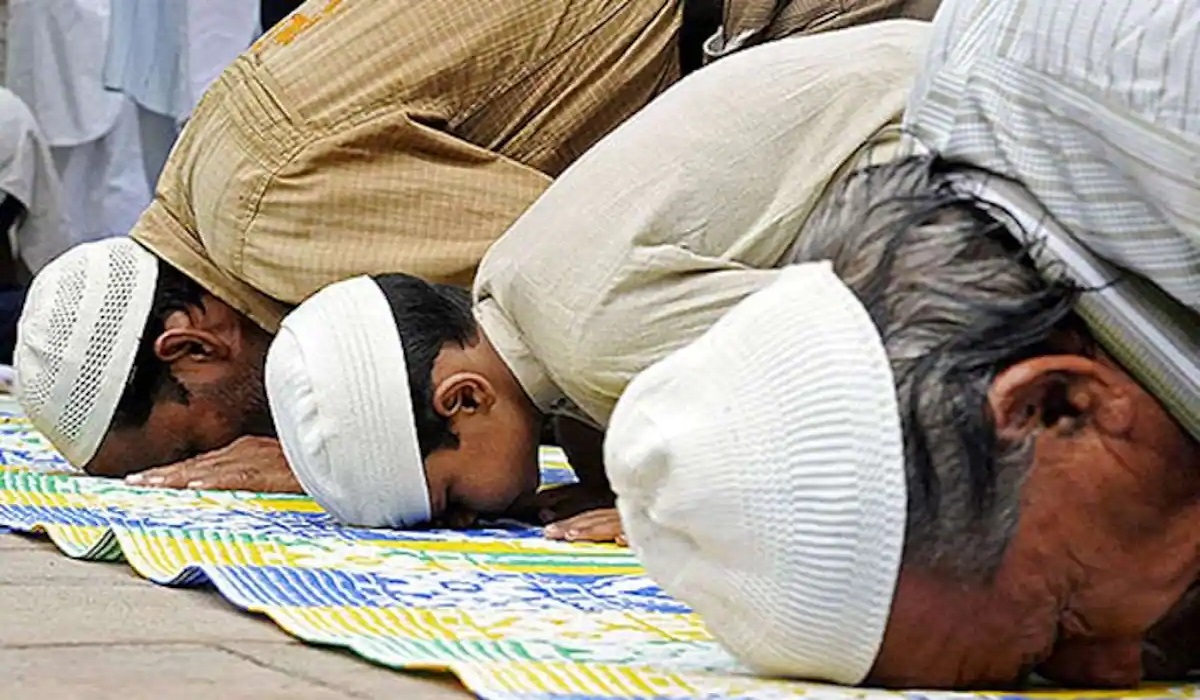 Namaz row: Congress MLA seeks action against college vice ...