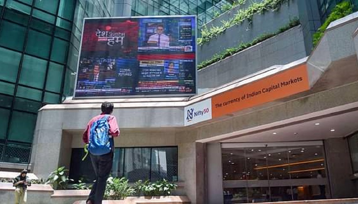 Omicron variant unlikely to impact FMCG, pharma, telecom stocks, say analysts