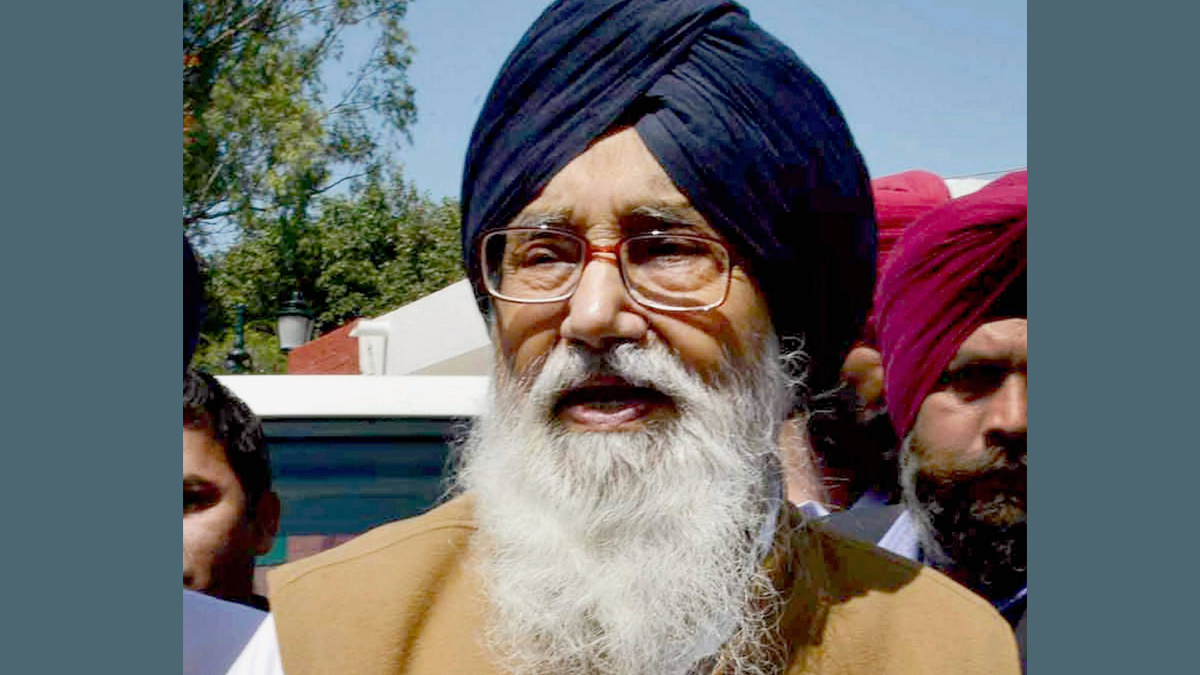 Historic victory of farmers on Gurupurab: Parkash Singh Badal