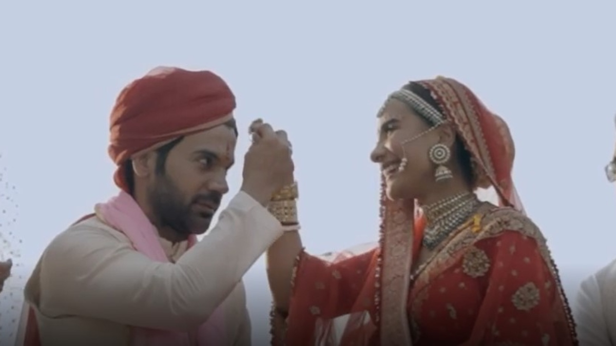 Rajkummar Rao asks Patralekhaa to apply sindoor on his forehead during wedding | Watch Video