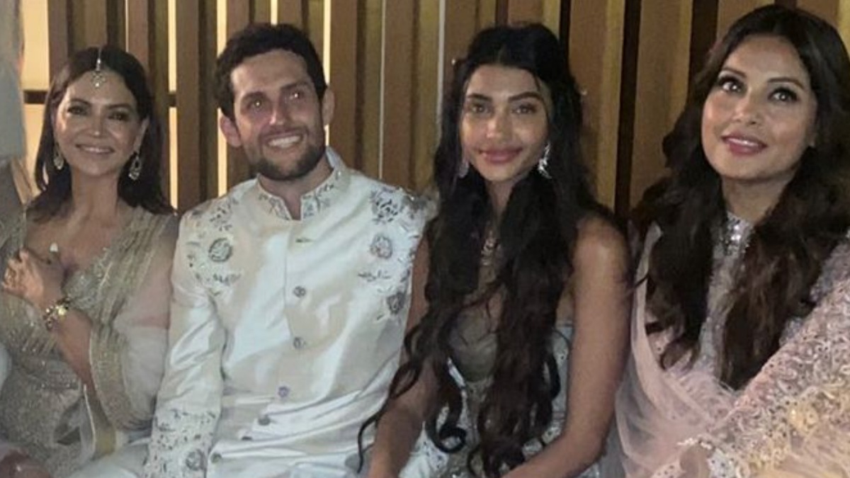 Inside pictures from Ananya Panday's cousin Alanna and Ivor McCray's engagement ceremony