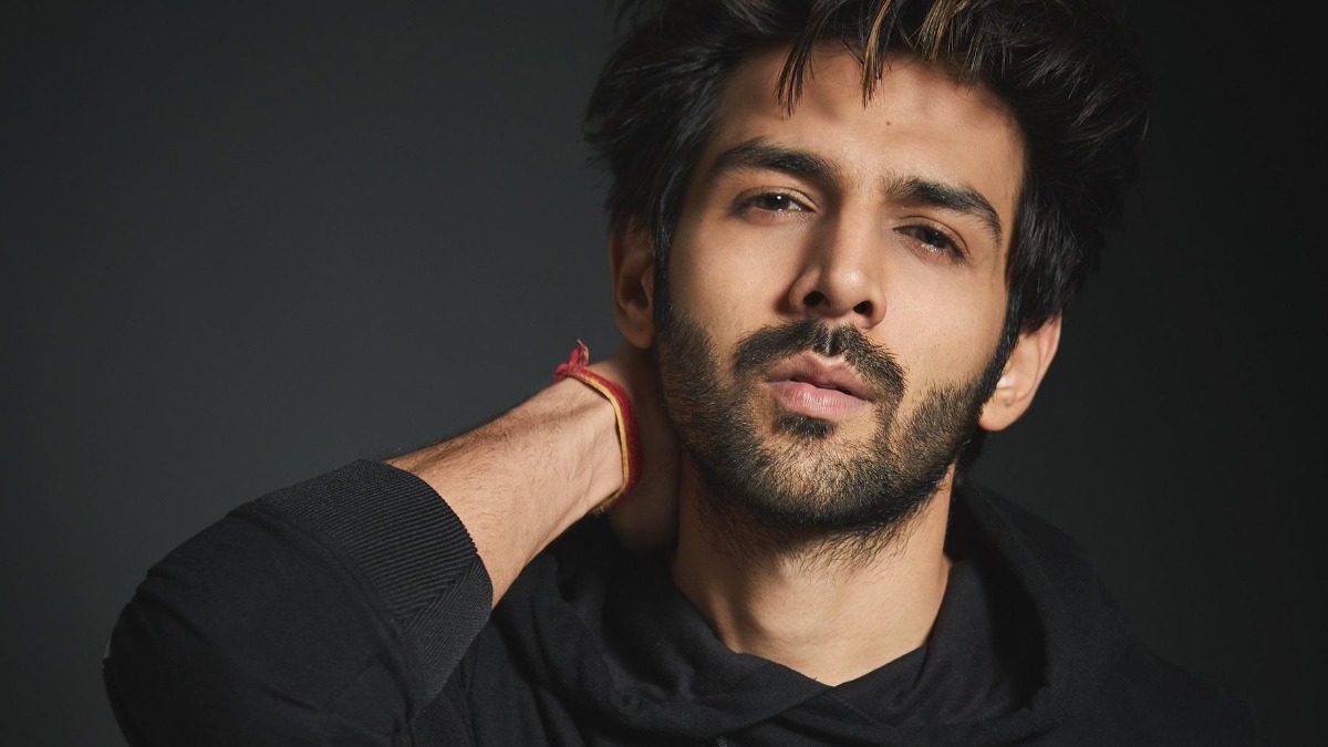 Kartik Aaryan accuses Bhumi Pednekar of copying Diwali message for his birthday, wants Farah Khan