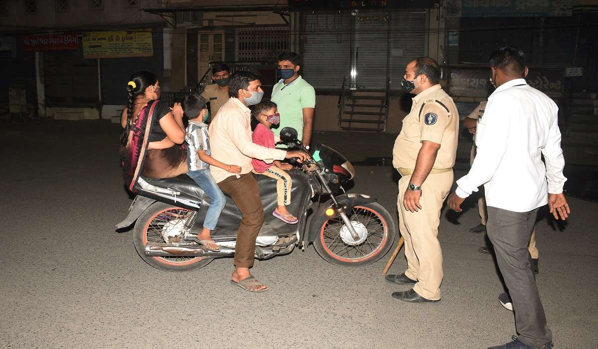 Omicron scare: Night curfew extended in 8 cities of Gujarat