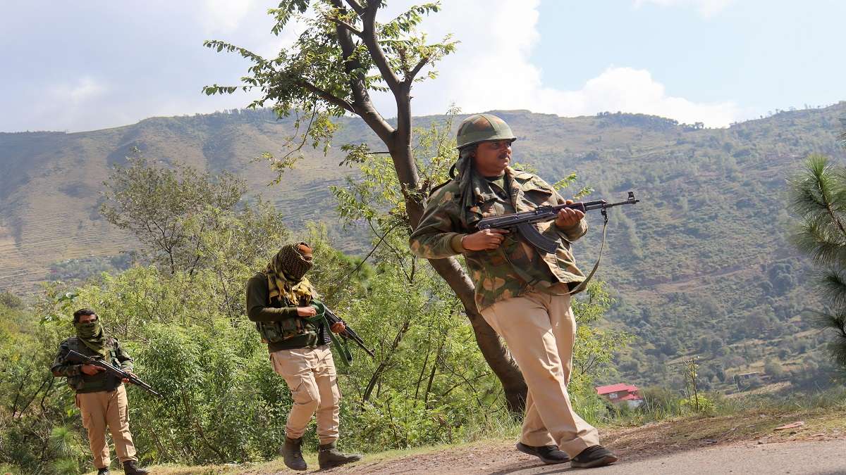 J&K: 5 terrorists killed in Kulgam encounter; operation underway – India TV