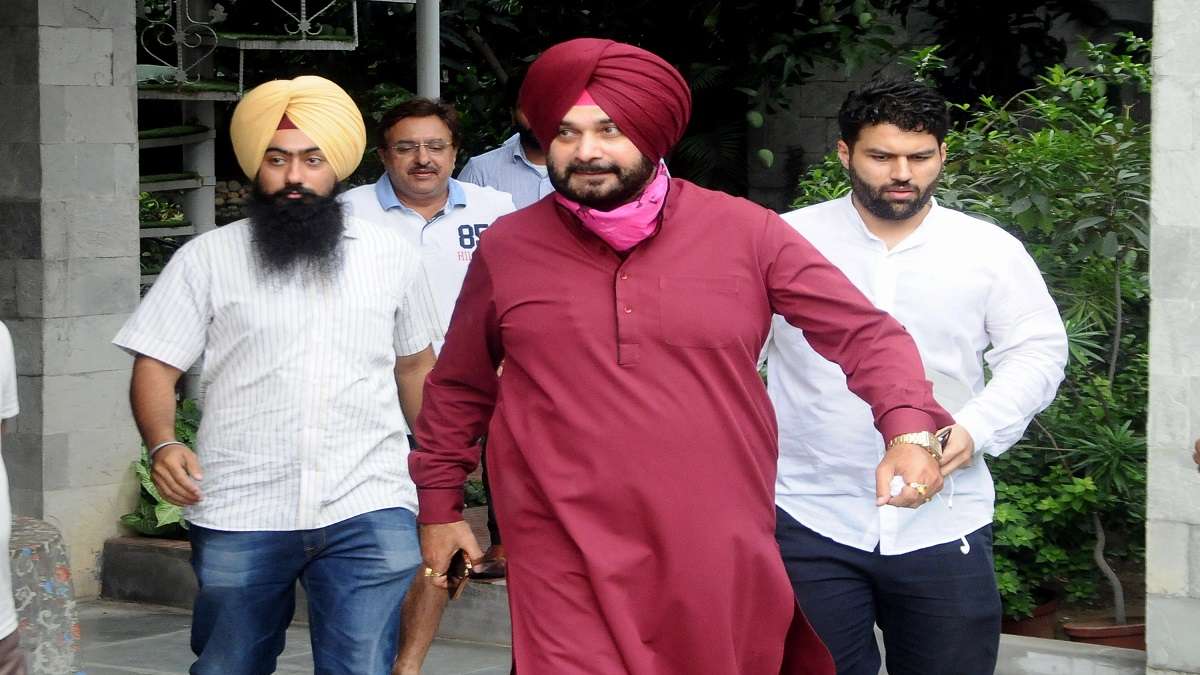 Navjot sidhu resigns 